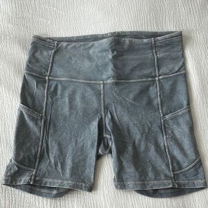 Lululemon Women's Gray Acid Wash Bike Shorts